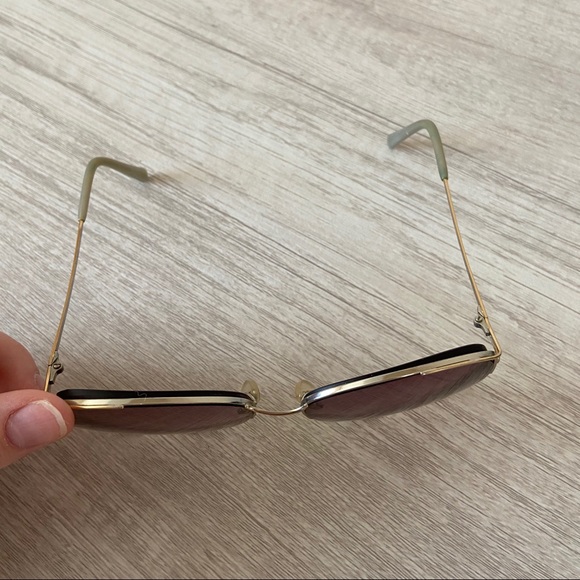 Evan Picone Sunglasses - Picture 2 of 5